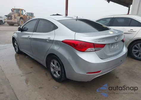 2014 Hyundai Elantra Se z USA, uszkodzony, nr VIN 5NPDH4AE6EH460463